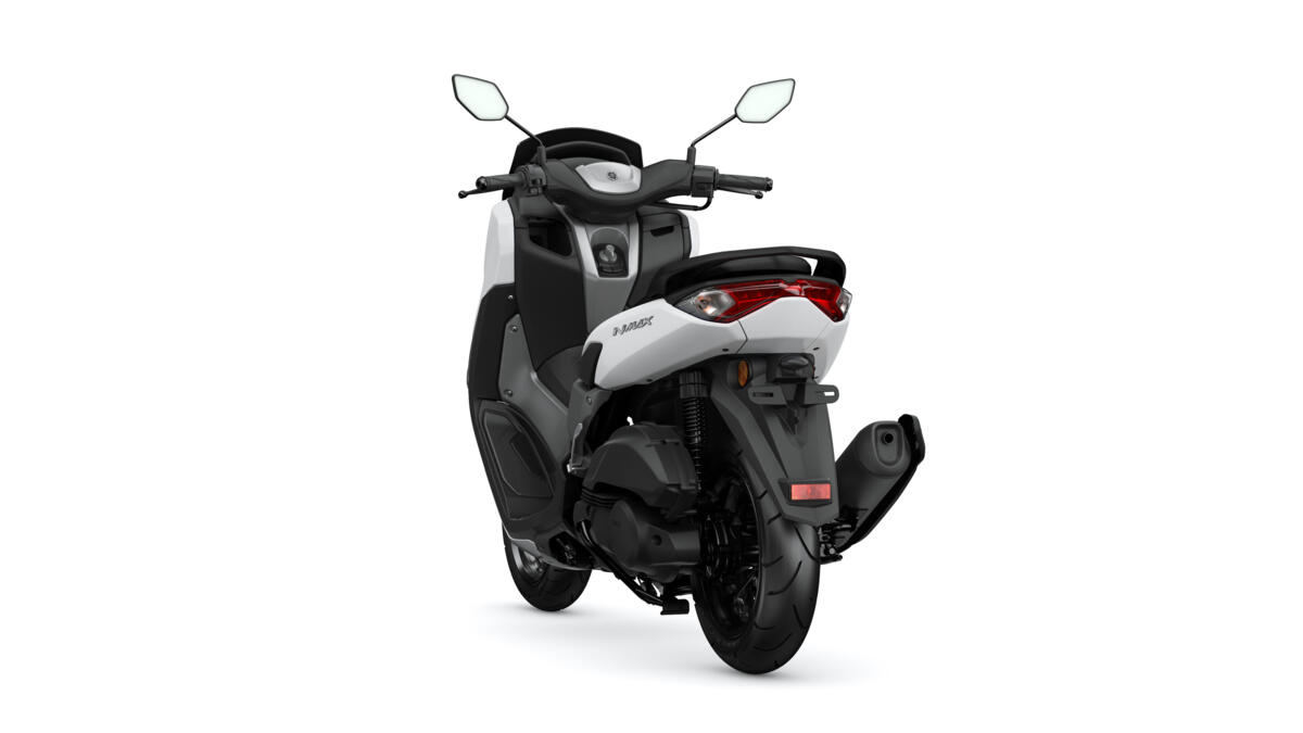 2022-Yamaha-G125YM-EU-Milky_White-360-Degrees-016-03_Tablet