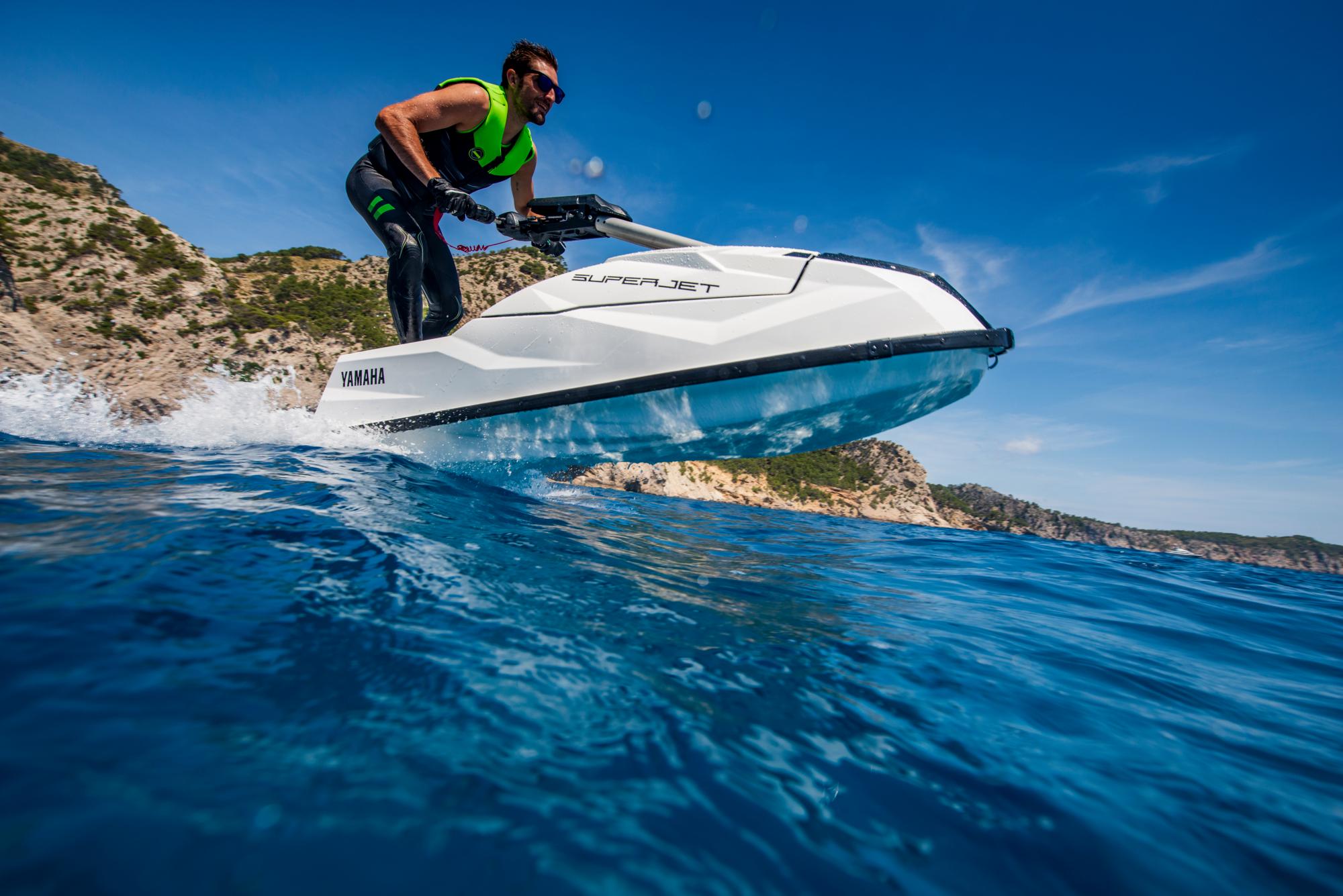 Skijet Yamaha SuperJet 2023 - imagine 4